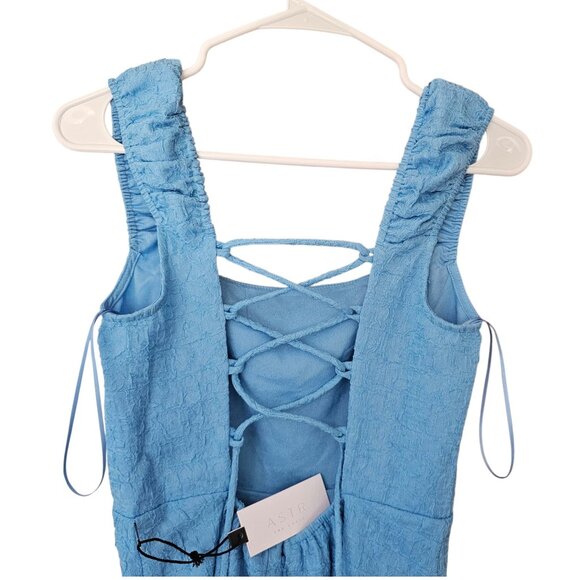 ASTR‎ The Label Blue Crinkle Maxi Dress With Lace-Up Back Detail Size XS NWT - Picture 6 of 10